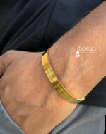 Elegant Gold Finish Men's Kada - Image 3